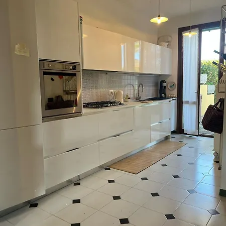 Вилла Frassino *