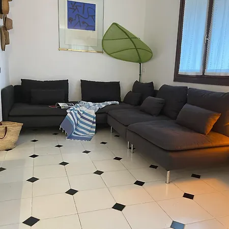 וילה Frassino Caleri